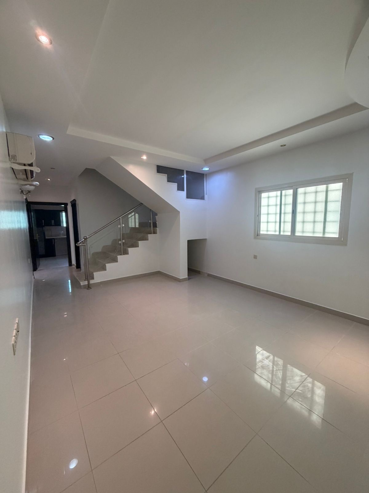 🏡 Spacious Apartment for Rent – Al Salam District
